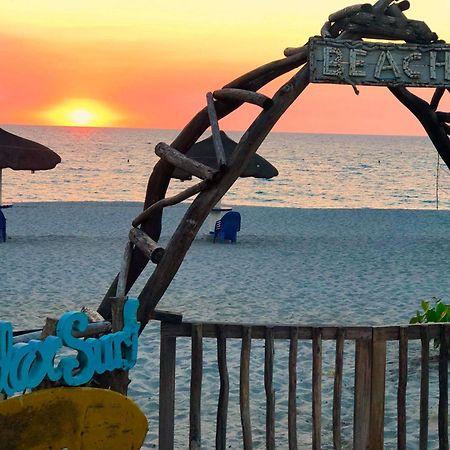 โคโคเทล คลับ โมเนต์ บีชฟรอนต์ รีสอร์ต Hotel Cabangan ภายนอก รูปภาพ