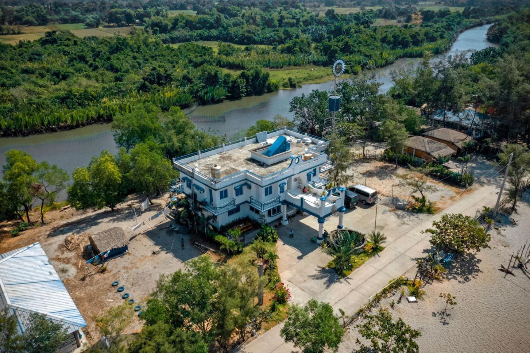โคโคเทล คลับ โมเนต์ บีชฟรอนต์ รีสอร์ต Hotel Cabangan ภายนอก รูปภาพ