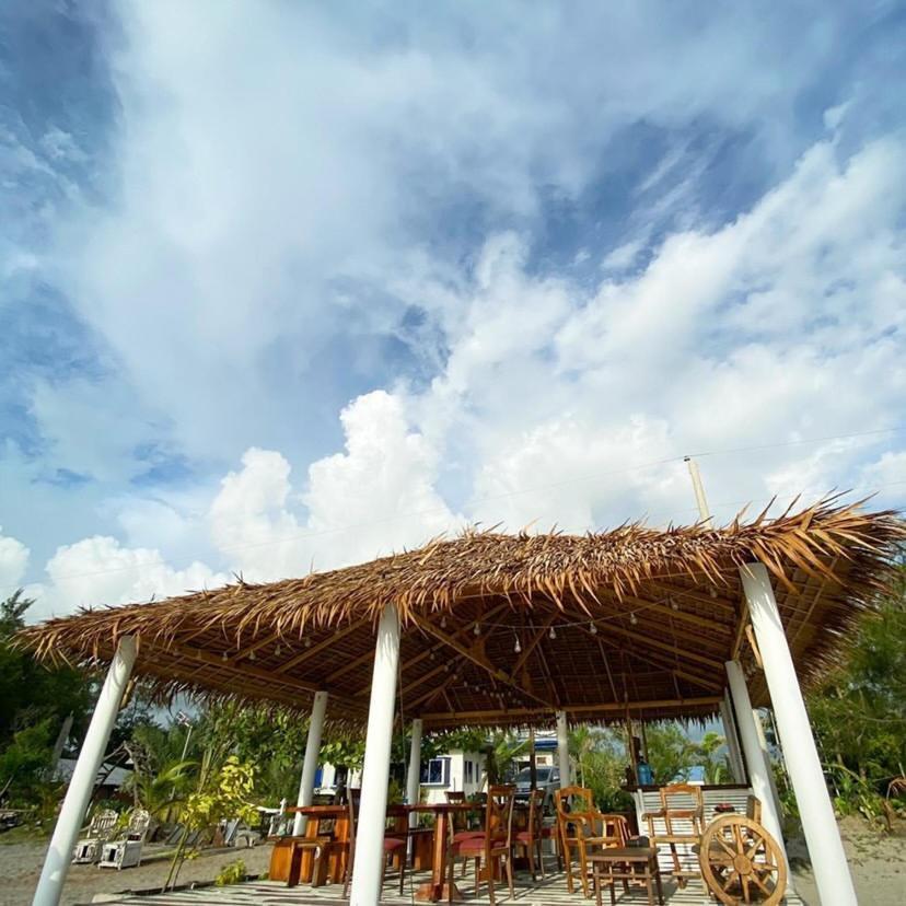 โคโคเทล คลับ โมเนต์ บีชฟรอนต์ รีสอร์ต Hotel Cabangan ภายนอก รูปภาพ