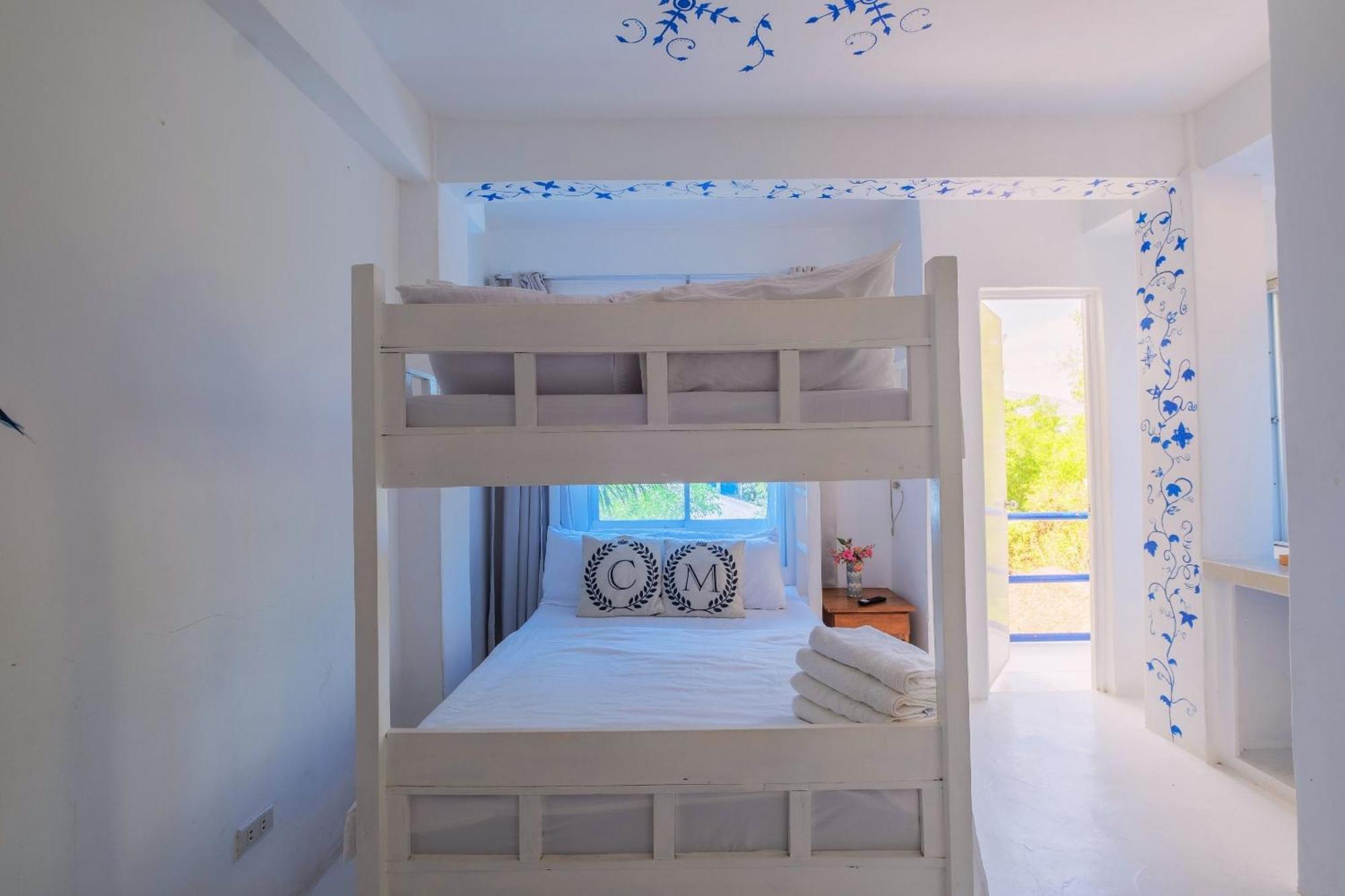 โคโคเทล คลับ โมเนต์ บีชฟรอนต์ รีสอร์ต Hotel Cabangan ห้อง รูปภาพ