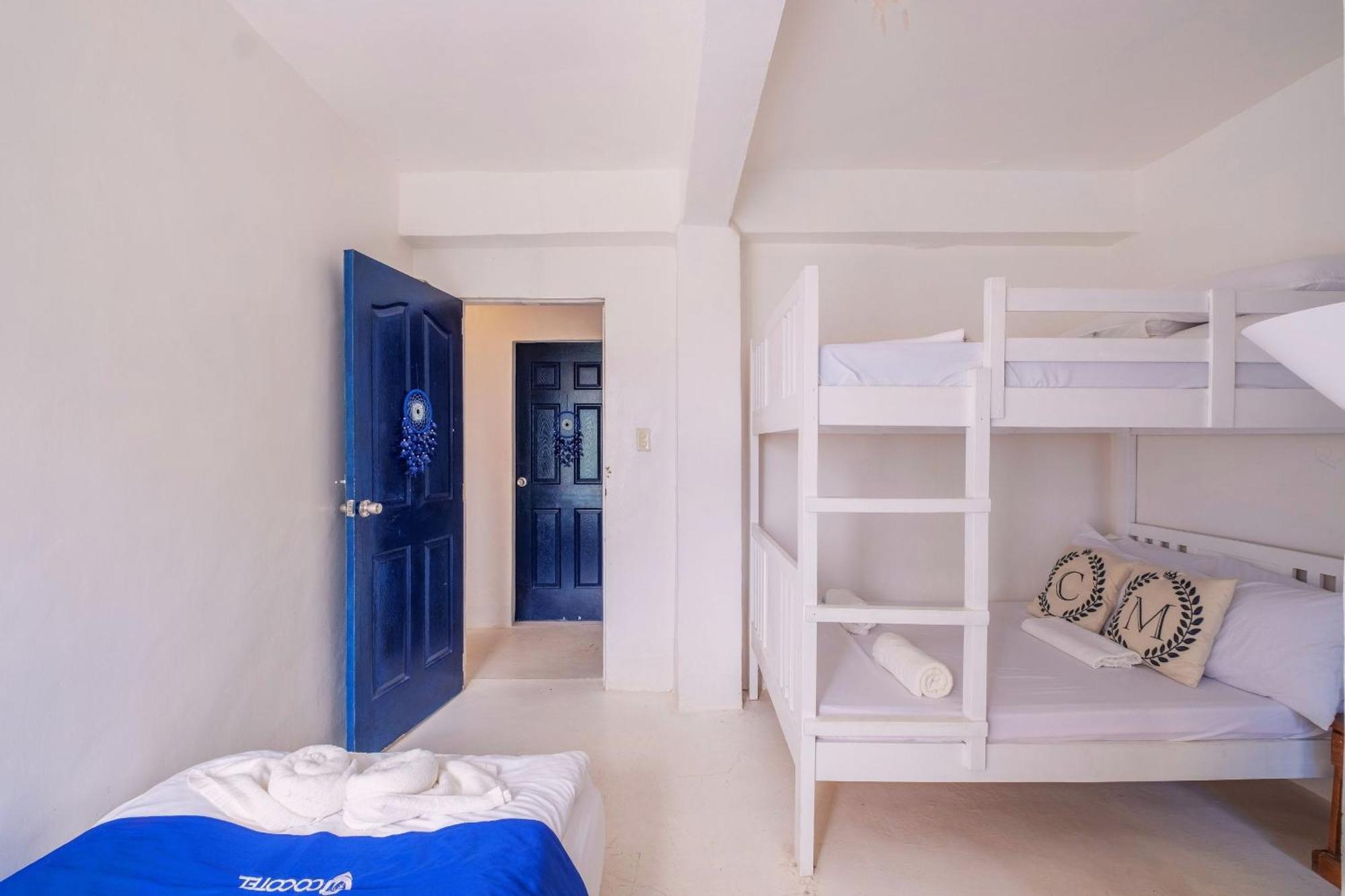 โคโคเทล คลับ โมเนต์ บีชฟรอนต์ รีสอร์ต Hotel Cabangan ห้อง รูปภาพ