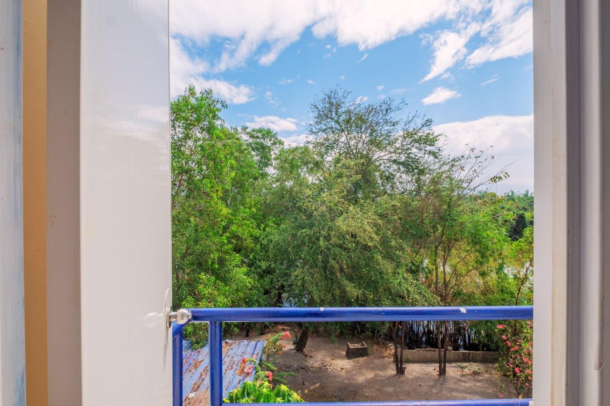 โคโคเทล คลับ โมเนต์ บีชฟรอนต์ รีสอร์ต Hotel Cabangan ห้อง รูปภาพ