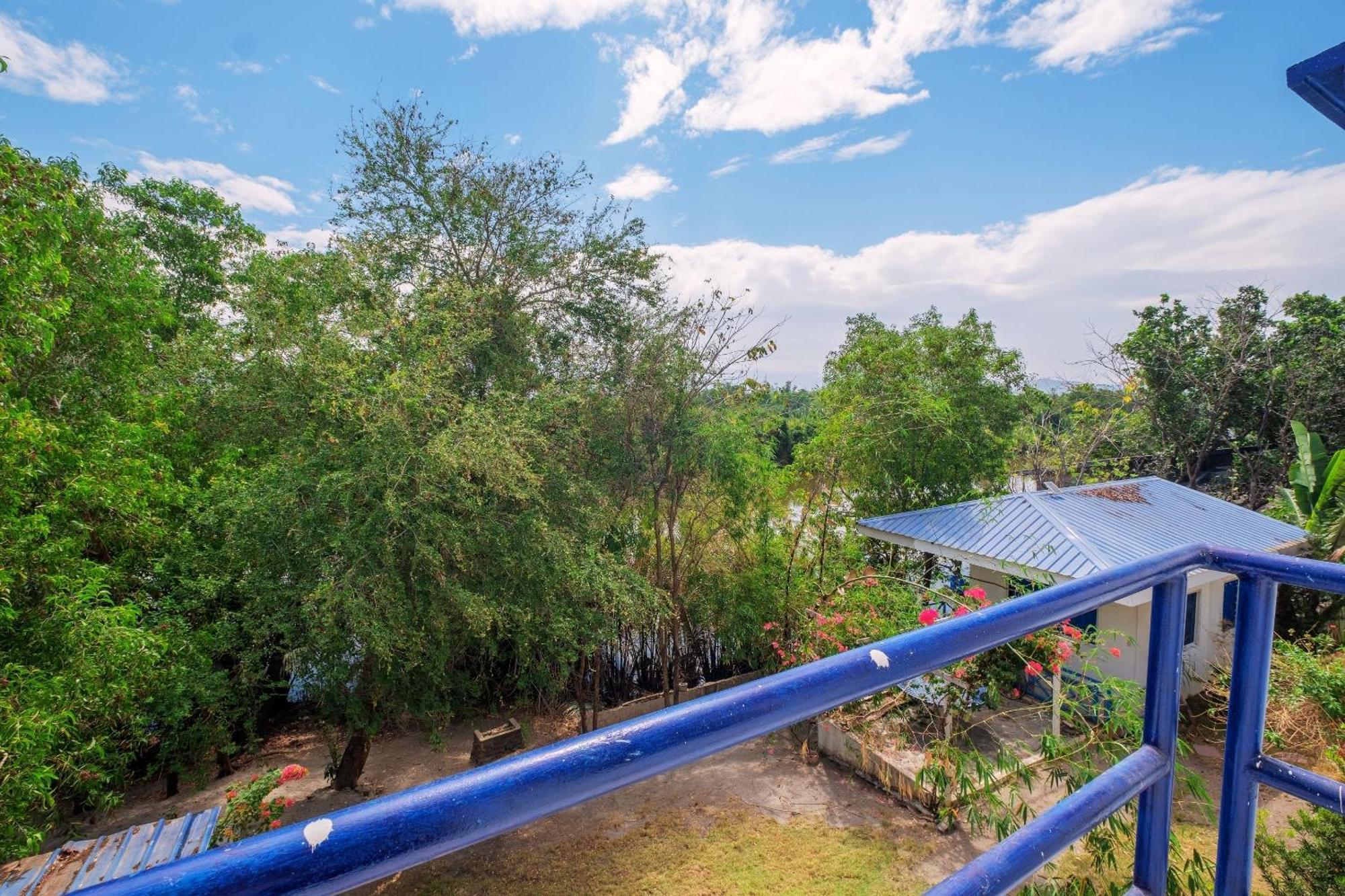 โคโคเทล คลับ โมเนต์ บีชฟรอนต์ รีสอร์ต Hotel Cabangan ห้อง รูปภาพ